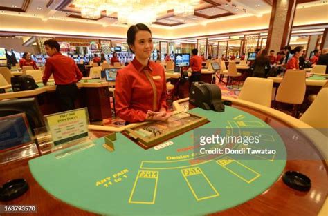 casino dealer salary in solaire|Casino Dealer Salaries in the Philippines for Solaire Resort.